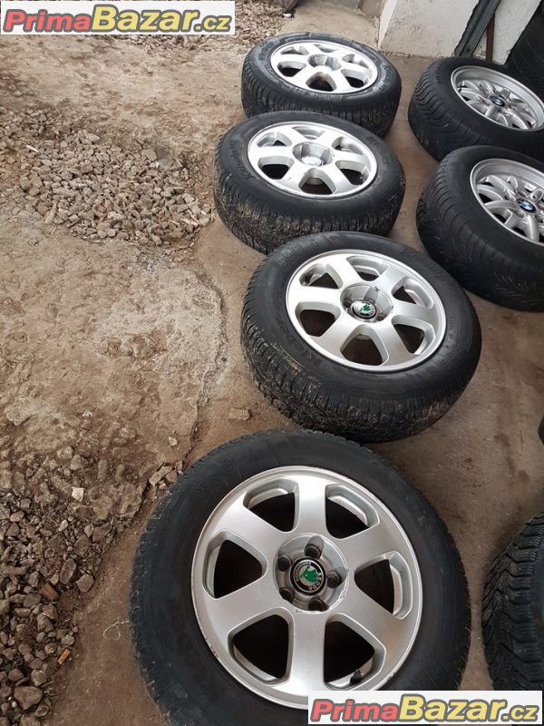 sada alu kola Škoda s pneu Kleber 1U0601025A 5x100 6.5jx15 et43