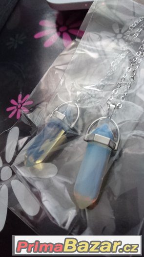 Vzácný kámen/krystal/minerál - náhrdelník: světle modrý opál