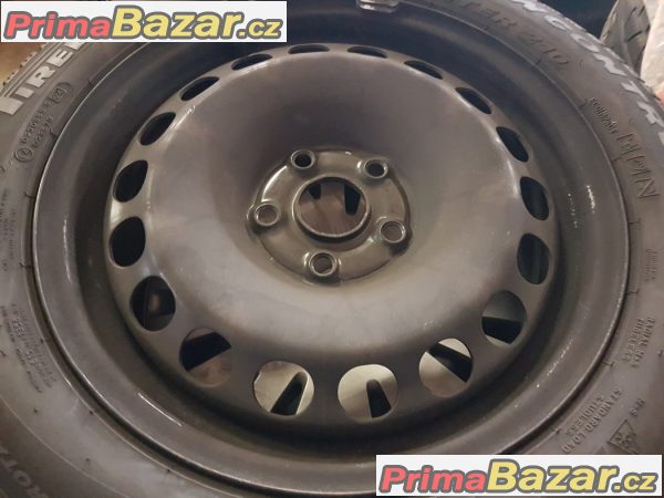 sada plechy disky s pneu Pirelli 210 5x112 3C0601027be 6.5jx16 et42