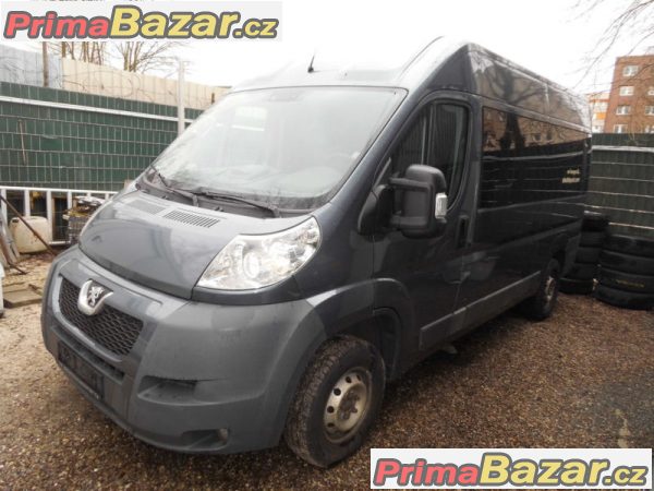 Ford Transit,Peugeot Boxer,Renault Trafic,atd.