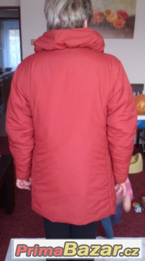 Dámský lehce zimní/jarní kabát (bunda), barva cihlová
