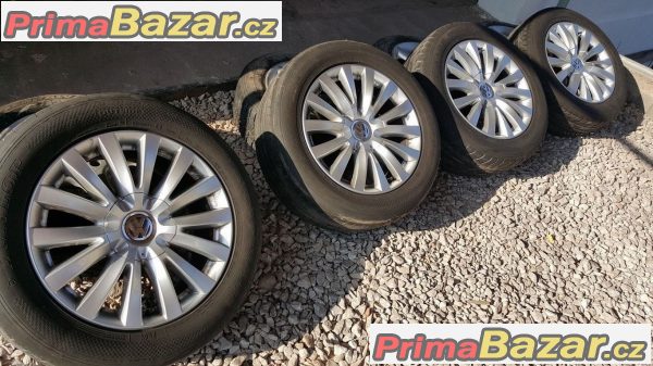 sada alu kola Volkswagen Audi 3D0 s pneu Nokian WR A3 80%  5x112 7.5jx17 et40