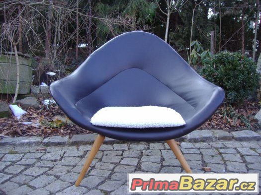 Retro křesla / brusel 58 / ikona designu Retro křesla / brusel 58 / ikona designu