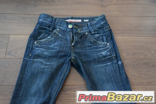 Krásné značkové džíny TOP STAV 100% Bavlna Krásné značkové džíny TOP STAV 100% Bavlna