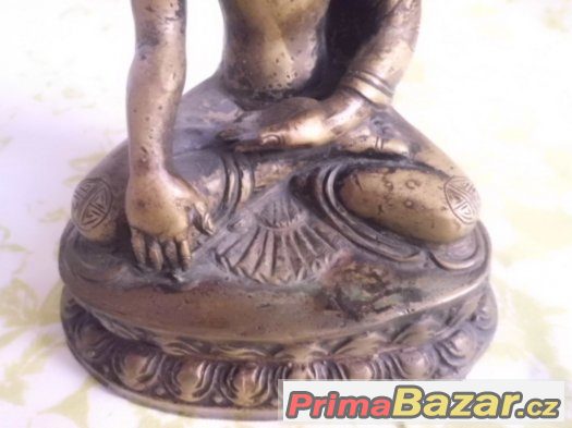 Originál Starožitný bronzový Gautama Buddha na lotos květu
