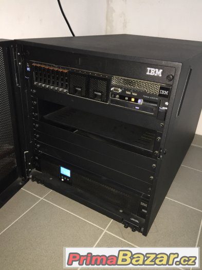KOMPLET Server IBM x3650 M3 + RACK na kolečkách + UPS + KVM