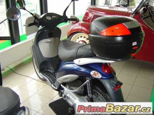 Piaggio Liberty 125  8Kw + kufr