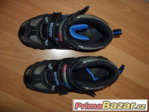 Blikací sportovní boty Blikací sportovní boty