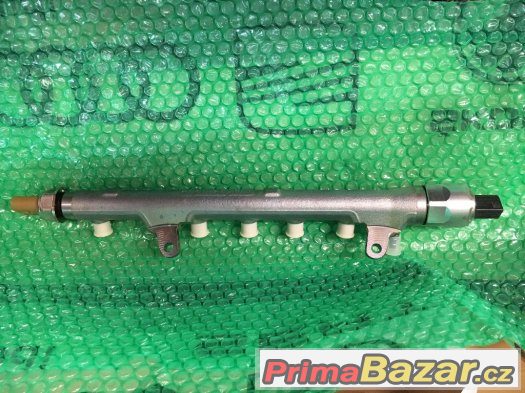 Rozdělovací palivová lišta - 03L130089AA Rozdělovací palivová lišta - 03L130089AA