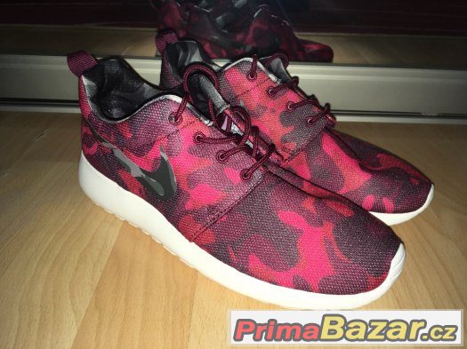 Nike Roshe Run One Print Red Camo (EUR 39)