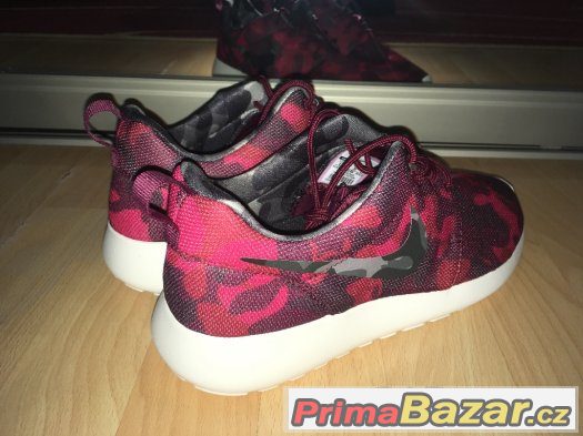 Nike Roshe Run One Print Red Camo (EUR 39)