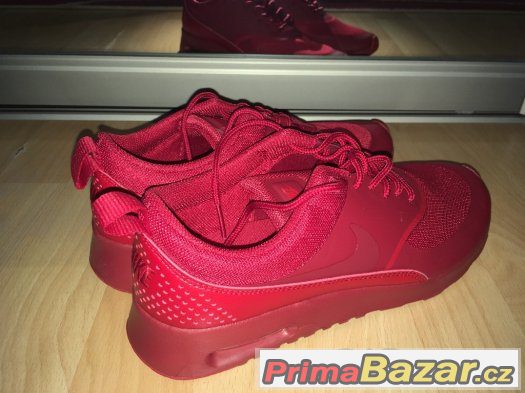 Nike AirMax Thea Triple Red