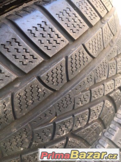 Zimní pneu Pirelli SottoZero Winter 210 - 235/55/R17 99H