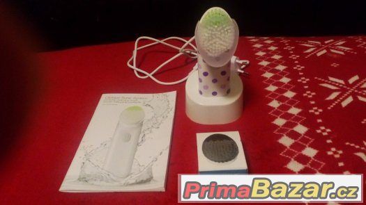 Clinique Sonic System Cleansing Brush - Čistící kartáč