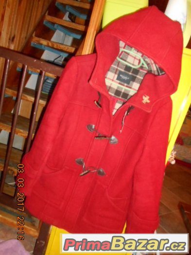 Červený kabát BEXLEYS WOMAN
