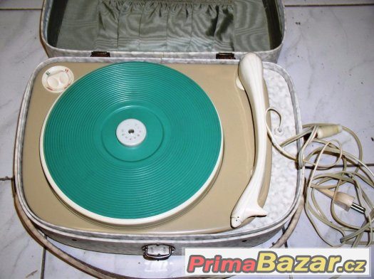 Starý gramofon, TESLA SUPRAPHON HC 302