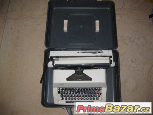 Prodám psací stroj Consul 400 Kč