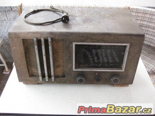 Prodám starožitné německé rádio 400 Kč