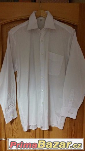 Bílé košile