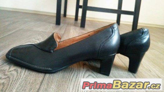 luxusni-nove-kozene-boty-lodicky-polobotky-cerne-elegantn