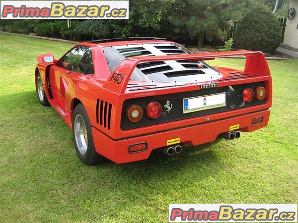 FERRARI F40 REPLIKA