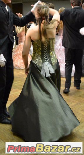Elegantní korzetové šaty Elegantní korzetové šaty