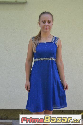 plesové modré šaty