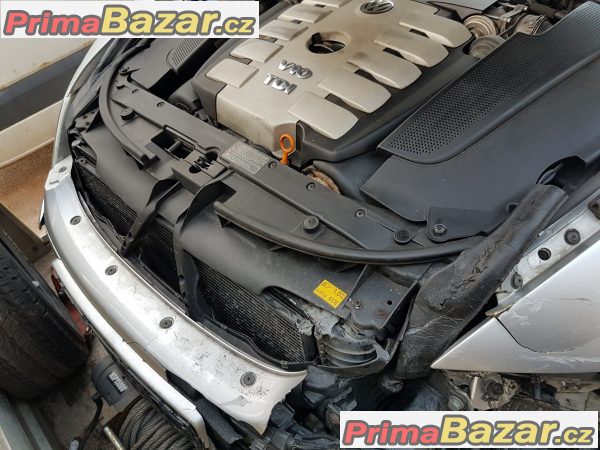 na díly Volkswagen Phaeton 5.0 V10 Tdi 230tis motor je plně funkční na díly Volkswagen Phaeton 5.0 V10 Tdi 230tis motor je plně funkční