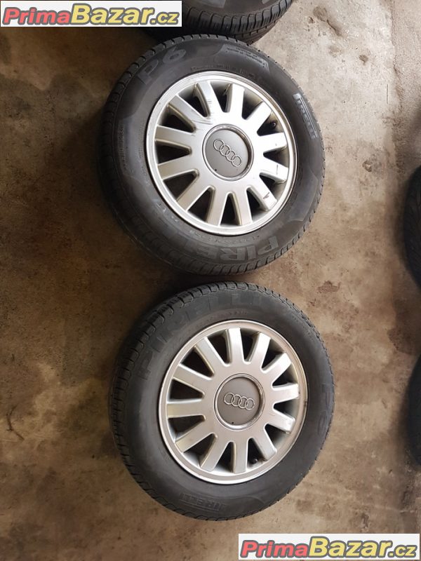 sada alu kola Audi s pneu letni 8L0601025 5x100 6jx15 et38