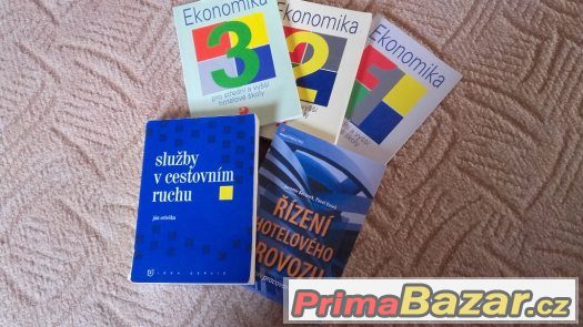 prodam-ucebnice-vhodne-pro-hoteloveho-skolu-a-spolecne-st