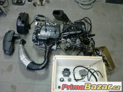 Motor 2 takt nový arctic cat pohon lodě centrála čerpadlo Motor 2 takt nový arctic cat pohon lodě centrála čerpadlo