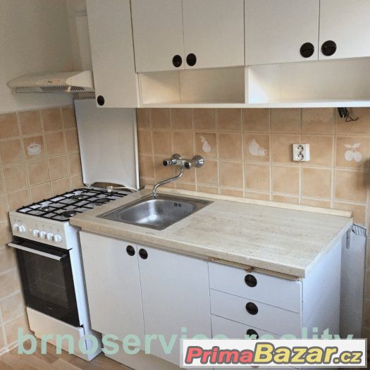 pronajem-bytu-2-1-2-bedroom-flat-to-rent-44-m2-brno-center