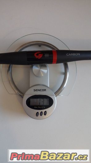 UD Carbon řidítka 720mm + grip