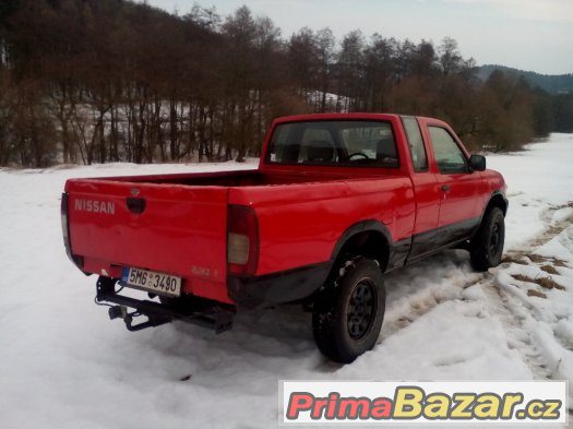 4x4 NISSAN NAVARA KING CAB D22 2.5 TDi EKO PLACENO TK PLATNÁ