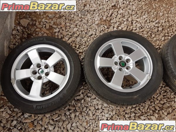 sada alu kola ŠKODA 1U0601025m s pneu Michelin 5x100 6.5jx16 et42