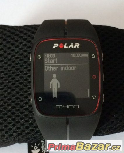 Sportovní smart hodinky POLAR M400