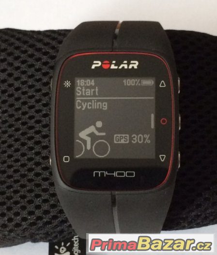 Sportovní smart hodinky POLAR M400