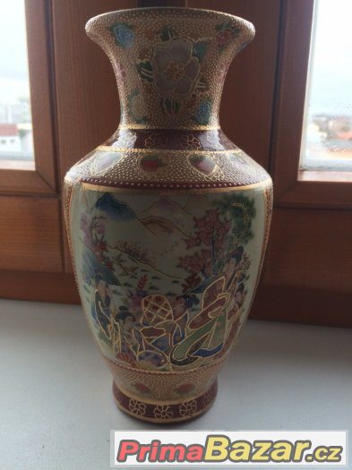 Čínská váza 20cm,ručně malovaná