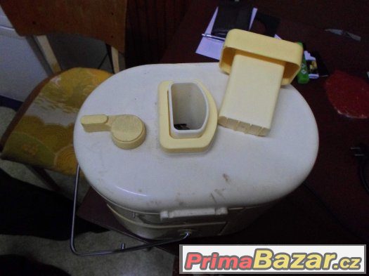 Kuchyňský robot Kuchyňský robot