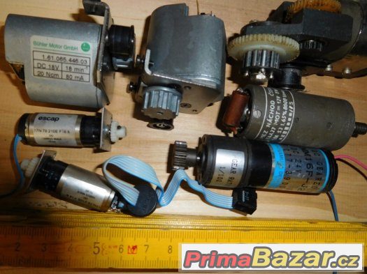 Motorky elektrické, speciální, s převodovkou, dle fota Motorky elektrické, speciální, s převodovkou, dle fota