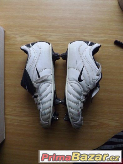 Kopačky Nike vel. 42 – fotografie 4
