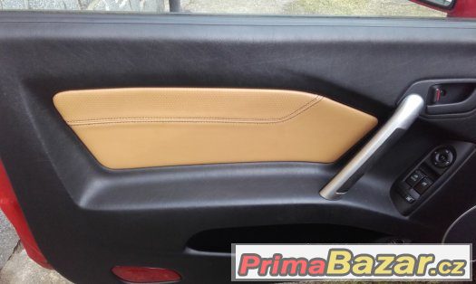 Hyundai Coupe GK - kožené vyhřívané sedačky