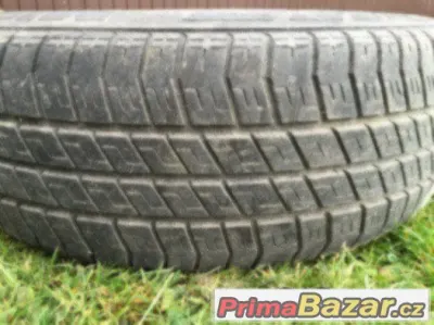 PRODÁM LETNÍ PNEU MICHELIN 205/65/15"