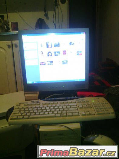 pc-z-lcd-monitorem-system-win-xp-2xhdd-ram-256