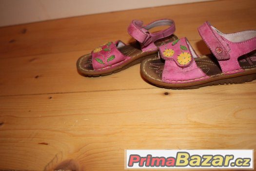 Dívčí sandálky značky Elefanten vel.25