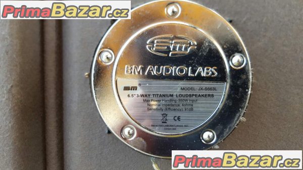 plato i s hudbou BMW 3 Compact 350 watt bm audio labs