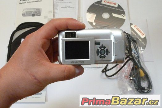 Digitální fotoaparát Olympus C-350 + pouzdro +karta 64 MB