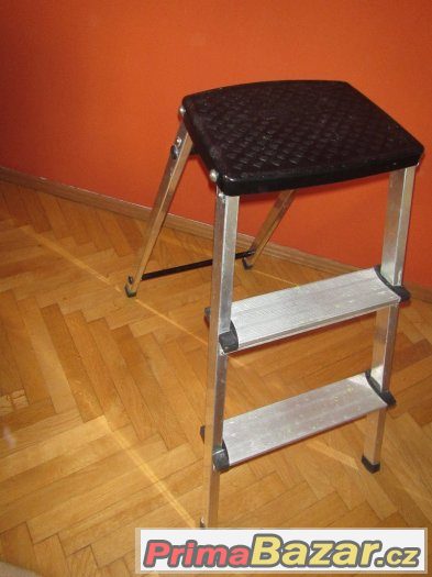 Hliníkové schůdky , nosnost 150 g – fotografie 4