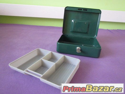 PŘÍRUČNÍ POKLADNIČKA CASH BOX