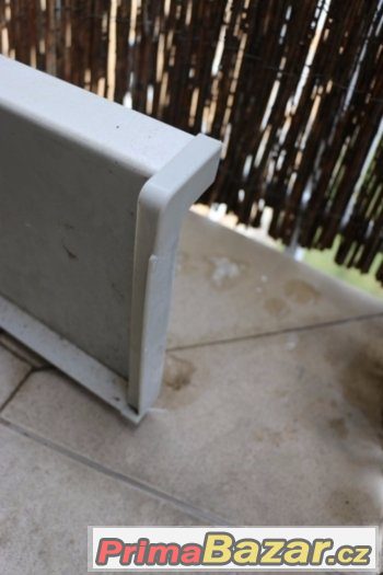 Oplechování , parapet hliníkový více kusů-TOP STAV Oplechování , parapet hliníkový více kusů-TOP STAV